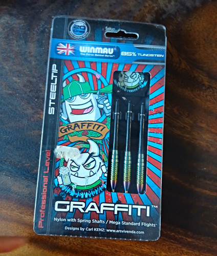 Winmau graffiti dart set 20g - graffiti,